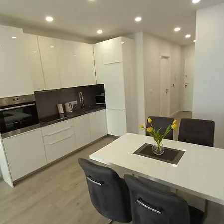 Apartment Lux Antonija